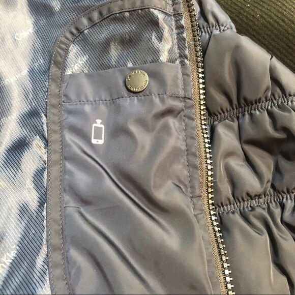 CALVIN KLEIN PERFORMANCE POLY FILLED VEST - Picture 12 of 13